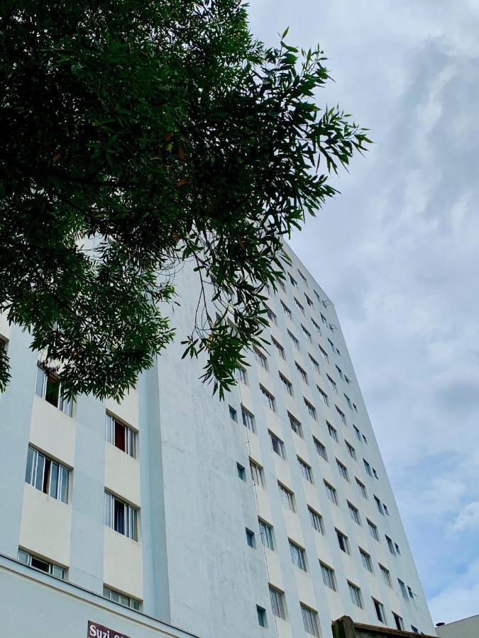 Encantador Suite: Vista Cidade e Cozinha Moderna no Bigorrilho Curitiba Exterior photo