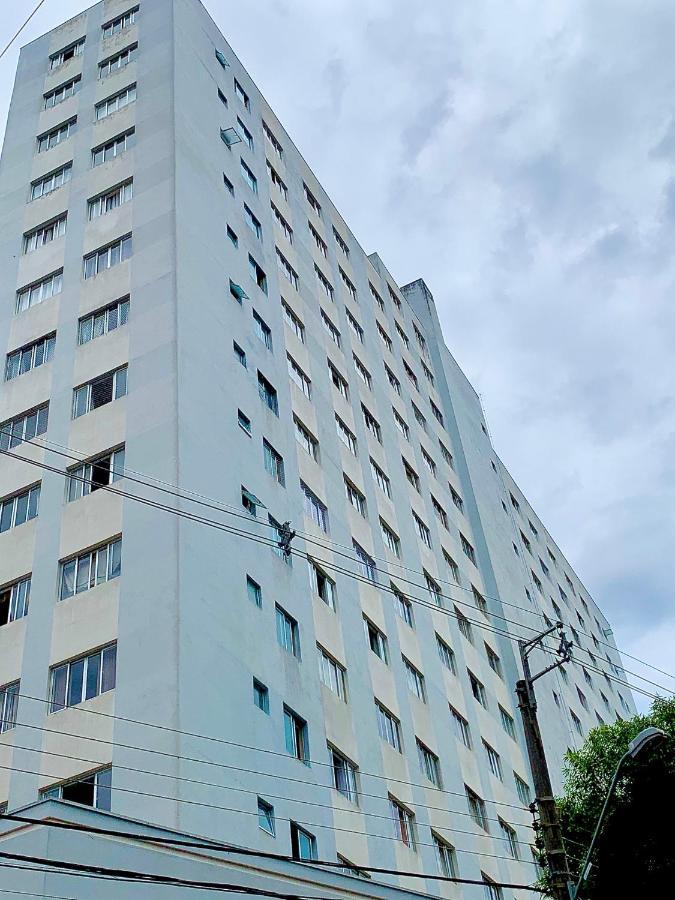 Encantador Suite: Vista Cidade e Cozinha Moderna no Bigorrilho Curitiba Exterior photo