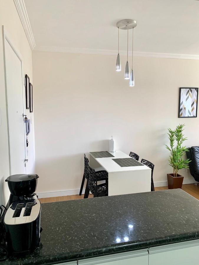 Encantador Suite: Vista Cidade e Cozinha Moderna no Bigorrilho Curitiba Exterior photo